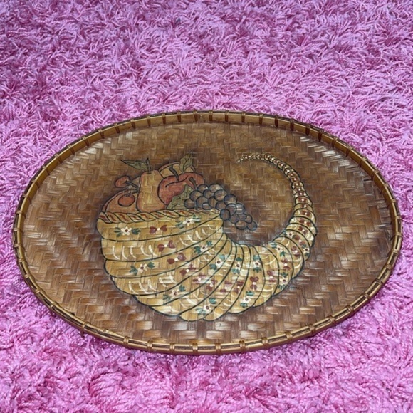 Woven Oval Basket Tray Wall Hanging Cornacopia Cotge Granny Decor Large - Picture 5 of 7